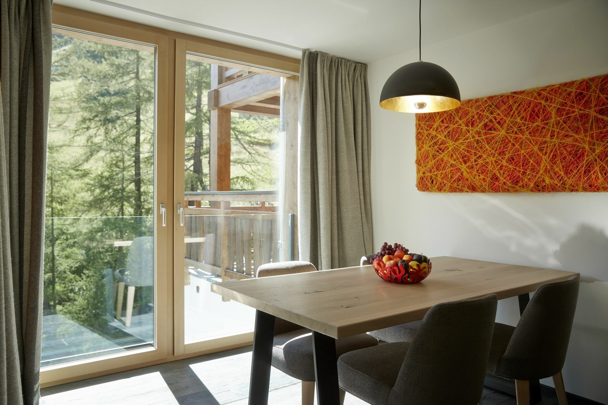 צרמט La Vue Luxury Living Apartments מראה חיצוני תמונה